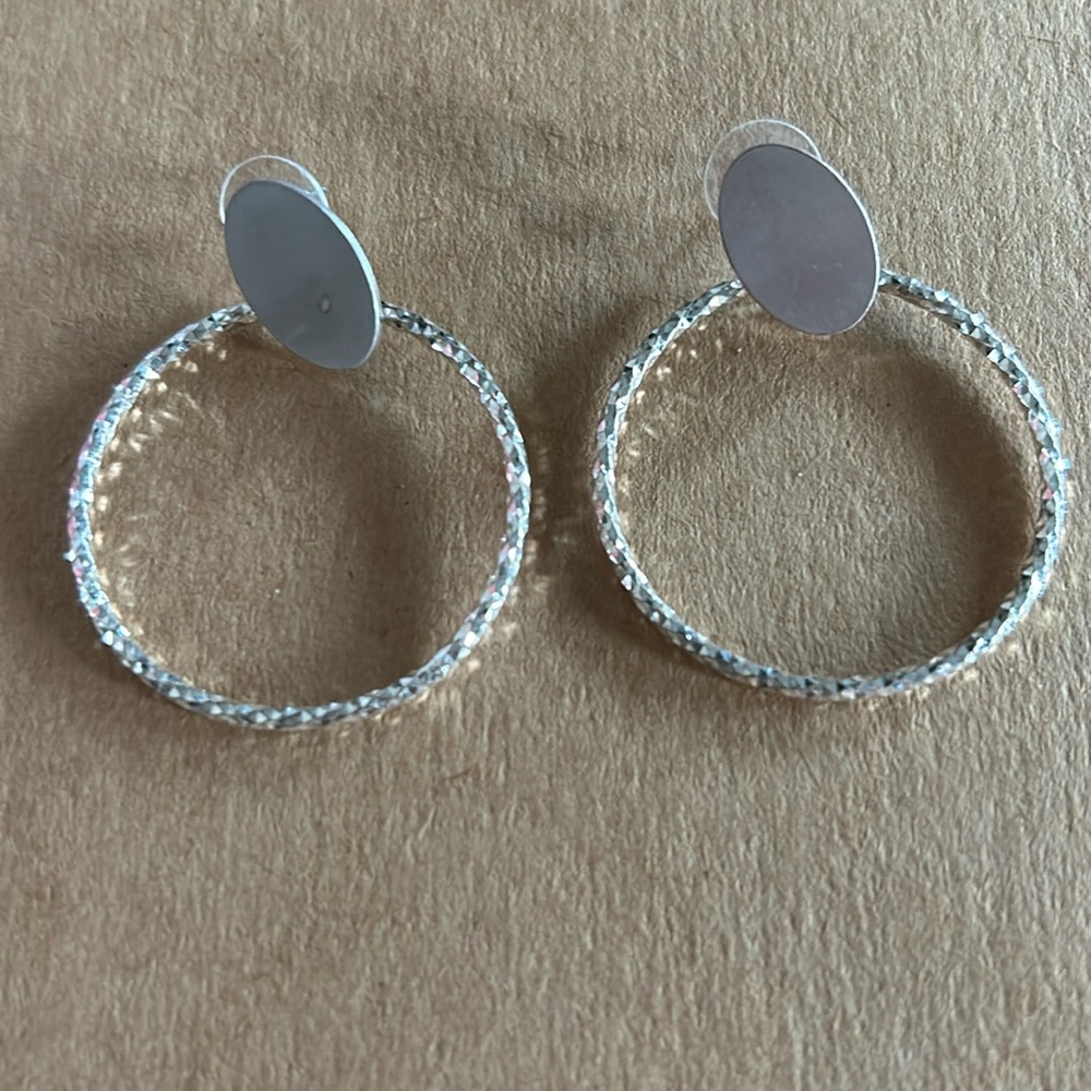 Sliver hoops